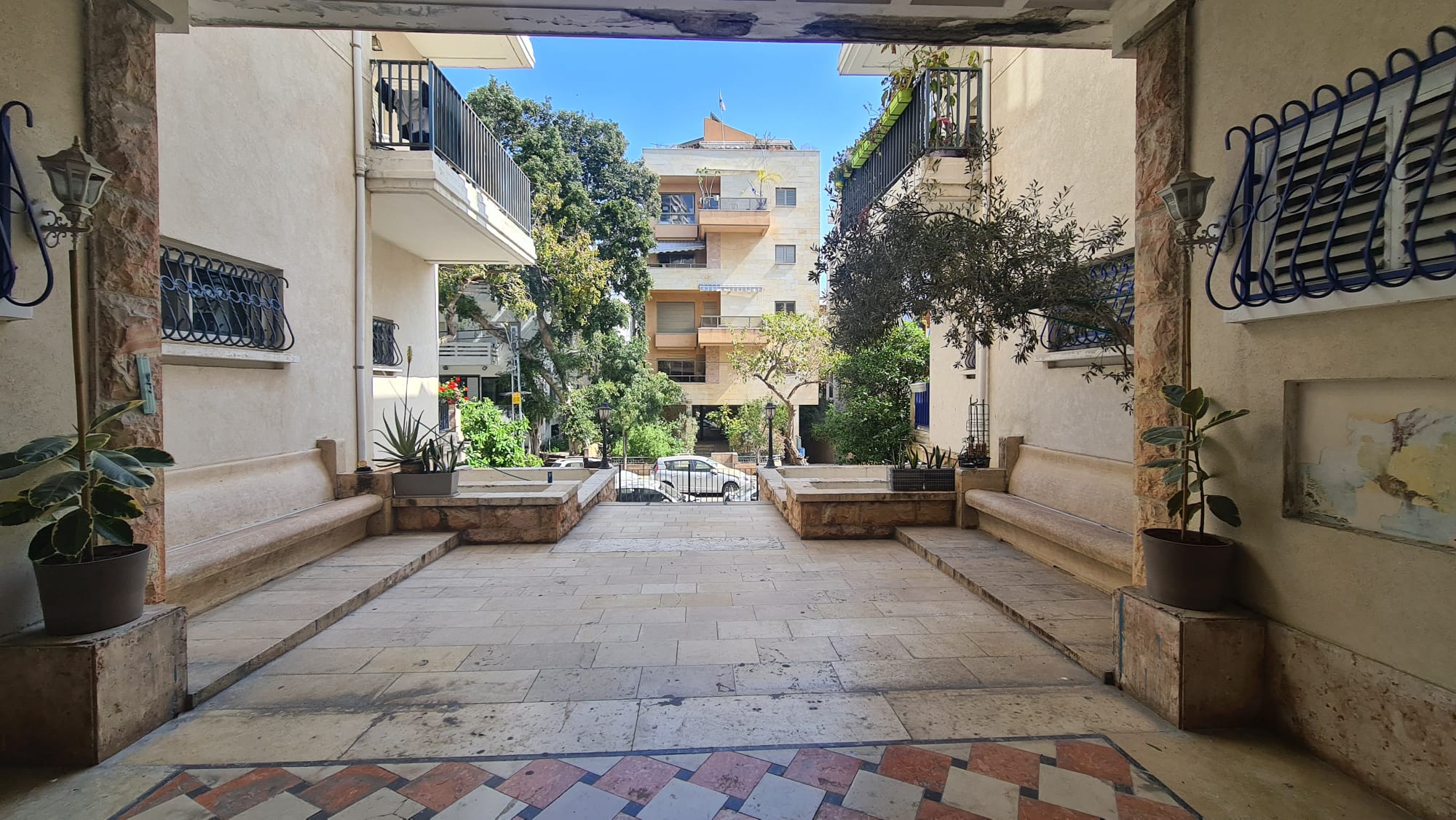 למכירה דירה ברח' שלמה המלך