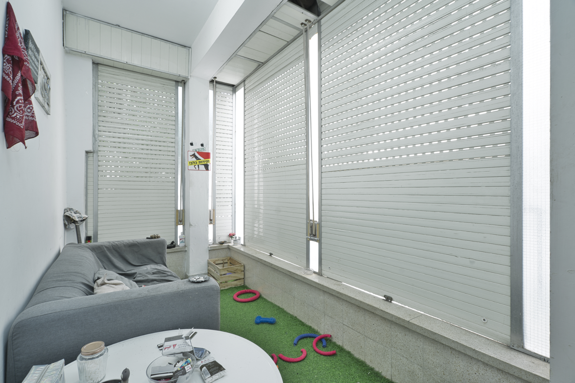 מרפסת סגורה